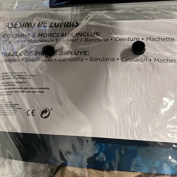 Zombie slayer costume - Picture 4 of 4